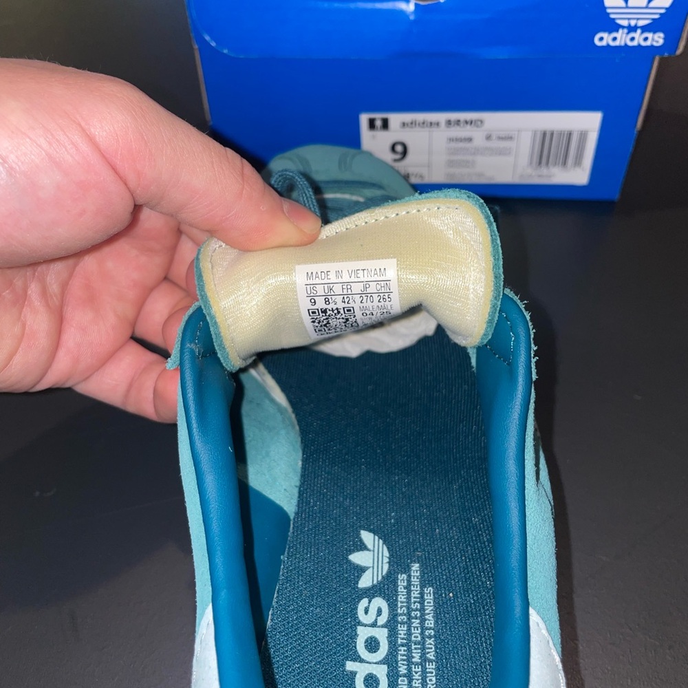 Adidas Men's Barreda Decode Sneakers - Picture 5 of 6